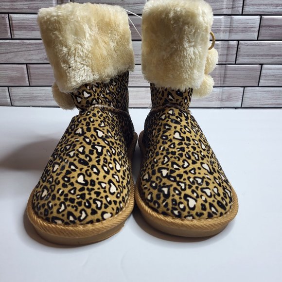 New US Sport Shoe Girls Size 2 Moccasin‎ Style Boot Leopard Print Faux Fur Comfy - Picture 6 of 10